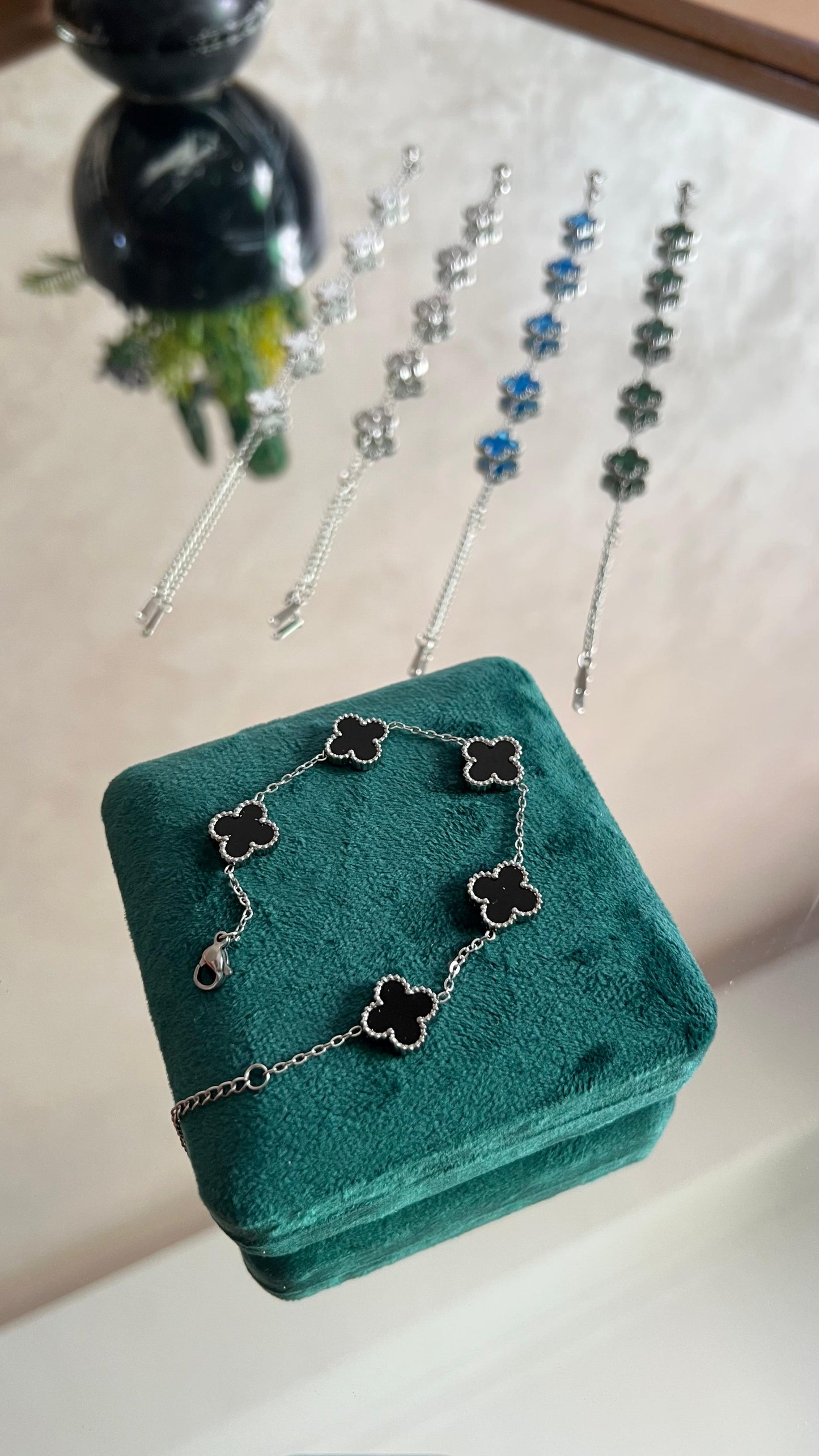 Van Cleef Silver Black